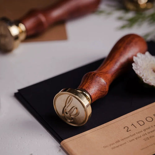 Why Embossers and Wax Stamps Are the Perfect Wedding Gift in 2024 💍
